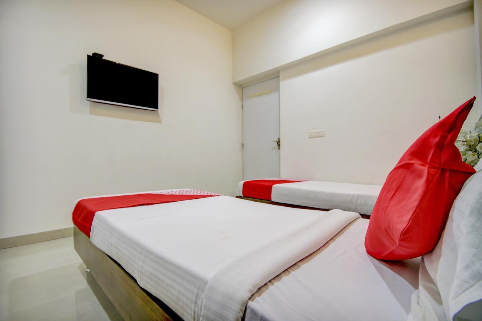 Hotel O Plus Corporate One Khapa  Eksteriør bilde